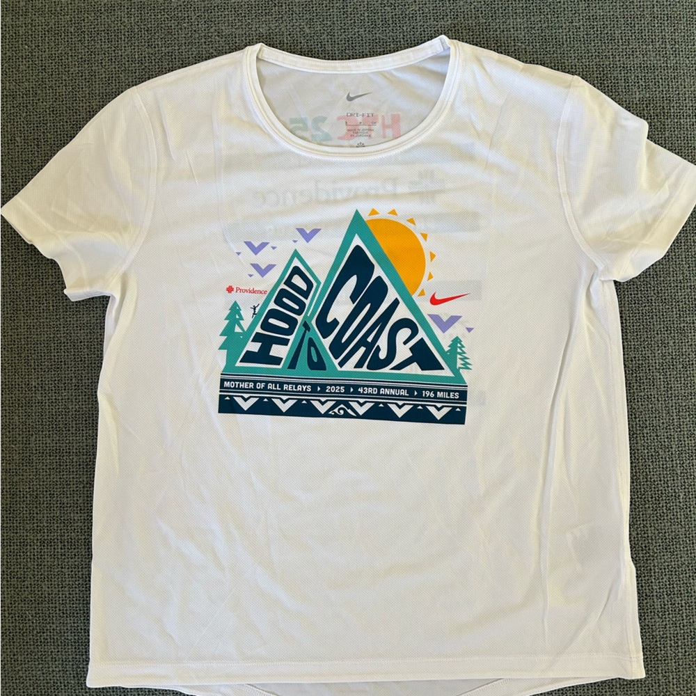 2025 Hood to Coast official race shirt NWOT
